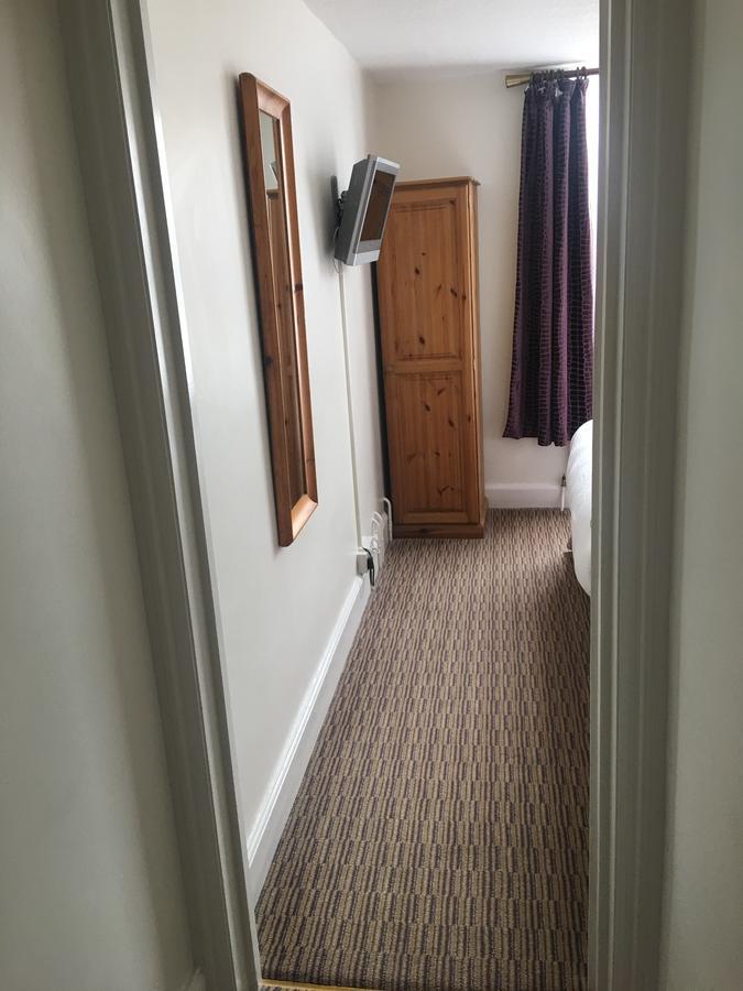 Winston Manor Guesthouse Rooms Churchill  Exterior foto